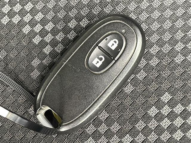 気になる車はすぐにお問い合わせください！右のカーセンサー専用無料ダイヤルから、専門スタッフがお車のご質問にお答えいたします！