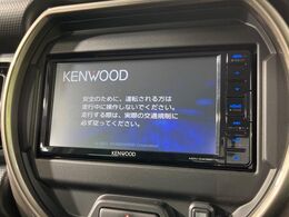 【ナビゲーション】目的地までしっかり案内してくれる使いやすいナビ。Bluetooth接続すればお持ちのスマホやMP3プレイヤーの音楽を再生可能！毎日の運転がさらに楽しくなります！！