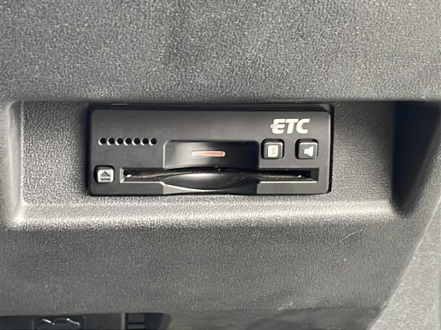 せっかく見つけたお気に入りの1台を遠いからとあきらめてほしくない！遠方でも陸送納車承れます。