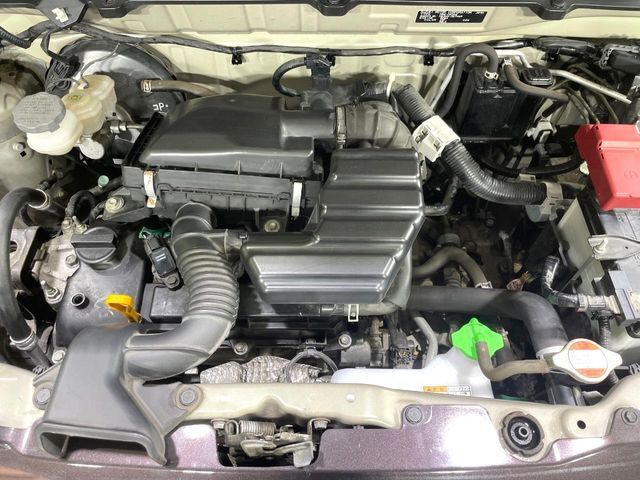 親切・丁寧な専門メカニックスタッフが応対！・車検・点検整備・事故等の修理などアフターサービスも安心。お車のカスタマイズもネクステージのサービススタッフまでご相談ください！
