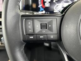 【運転席操作部】『運転席周辺の装備』の画像になります。快適なドライブを楽しむための機能が装備されています！運転席から触れるので使いやすいです！