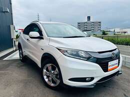 ホンダでもっとも代表的なコンパクトSUVです！デザインはクーペスタイルが人気の理由です！内装も豪華でオシャレな仕様も、男女問わず人気の理由です！