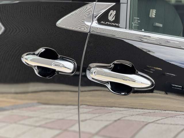 トヨタ　アルファード　Z　左右独立ムーンルーフ　ITSコネクト　ユニバーサルステップ　ヘッドアップディスプレイ　黒内装　寒冷地仕様　アドバンスドパーク　ETC2.0完備　純正18インチAW　シートベンチレーション
