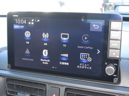 ナビゲーションはギャザズ9インチメモリーナビ(LXM-242ZFNi)が装着されております。AM、FM、フルセグTV、Bluetoothがご使用いただけます。