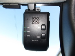 今は、自分を守るのは自分の時代です！ドライブレコーダーは必需品ですね！使うことの無い事が良いのですが・・・