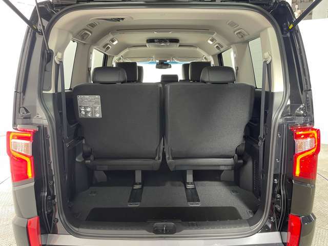 荷台スペース【内装エクステリア】店舗にて現車の確認も頂けますので、お電話で在庫のご確認の上是非ご来店くださいませ！！！【跳ね上げ式/埋め込み式】でスペース確保ができますね！！