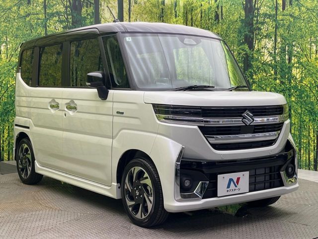 大好評のボディコーティング「弾スプラッシュコート」もご納車までに施工可能。通常のガラスコートと異なる、耐久年数6年の無機質ガラスコーティングが、ボディをキレイな状態に保ってくれます。