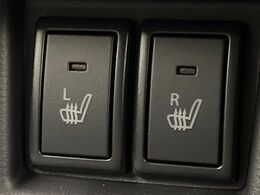 【シートヒーター】寒い日に重宝するシートヒーター！エアコンより早く温まってくれるので寒がりの人も安心ですね♪エアコンの温風は乾燥するから苦手、という方にもをおすすめです。