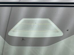 【スズキ　セーフティサポート】走行中に前方の車両等を認識し、衝突しそうな時は警報とブレーキで衝突回避と被害軽減をアシスト。より安全にドライブをお楽しみいただけます。