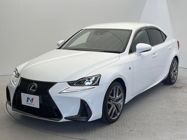 大好評のボディコーティング「弾スプラッシュコート」もご納車までに施工可能。通常のガラスコートと異なる、耐久年数6年の無機質ガラスコーティングが、ボディをキレイな状態に保ってくれます。
