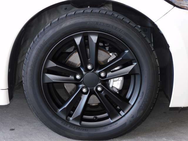 純正アルミホイール　艶消しブラック塗装　　　　　195/55R16