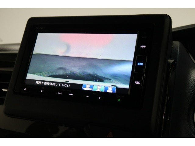 ◆◆バックカメラの画像です。車庫入れの安心感がアップしますね☆