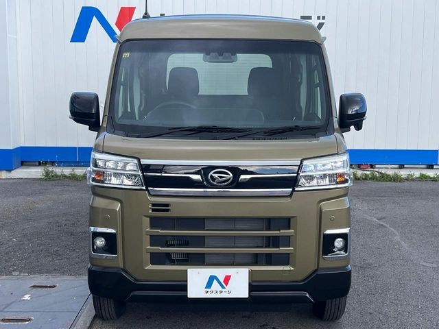 弊社では、全車『修復歴なし』のお車のみ取り扱っております。専任バイヤーによる厳選した仕入れの後、入庫後の車両チェックを行い、ネクステージが認定した高品質な中古車をご提供しております。