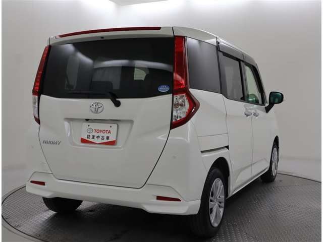 当社販売のTOYOTA認定中古車のU-Carには、トヨタ自動車認定の検査員が一台一台の車を厳正に検査しその状態を点数と図解で表示した検査証明書を全車種にお付けしております！安心の中古車選びは当社で！