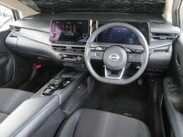 E13系、日産ノート、現行モデルが入荷しまし！！レギュラーで走行するHV車です。車両重量1200kg・WLTCモード燃費は28.4km/L・直列3気筒エンジン・82馬力のお車です（※カタログ参照）。