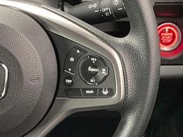 【レーダークルーズコントロール】高速道路での長距離走行が楽に！！自動で速度を保つクルーズコントロールが、衝突軽減システムと連携し、前方の車両を感知して車間を保つように速度調節してくれます！！