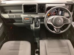 グループ総在庫数約30，000台！！全国の系列店からメーカー・車種問わずご紹介出来るので、あなたにピッタリのお車が見つかるはずです♪まずはお問い合わせ下さい☆