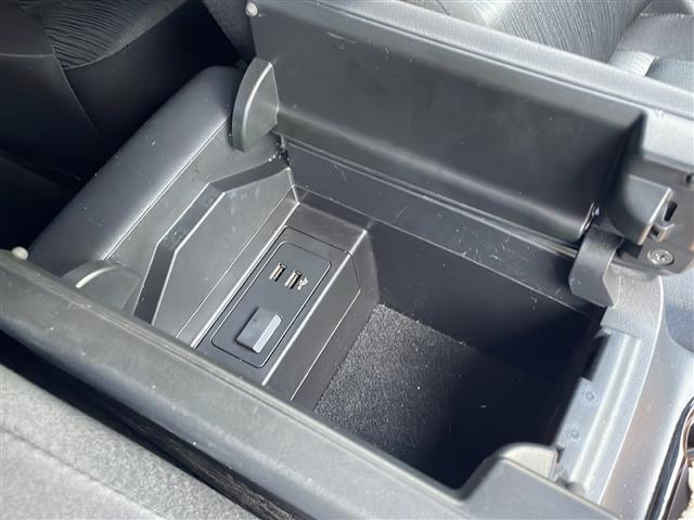 店舗にて現車の確認もいただけますので、お電話で在庫のご確認の上是非ご来店くださいませ！！！