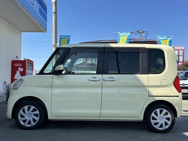 専門業者によるルームクリーニング実施☆室内の細かい所からエンジンルームまでキレイになった状態でお渡しいたします♪