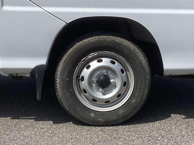 ‘‘昨日売れてしまいました’’という事もございますので、ご興味のある方はお早目にお問合せください。お電話は無料の0066-9711-170660へどうぞ。