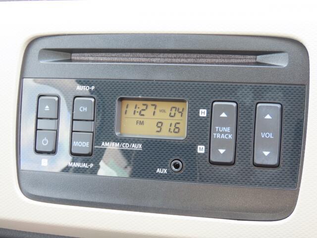 CD・ラジオの純正デッキを装備してます！各種ナビのご用意もオプションでご用意しておりますので、何なりとお申し付けください(^^♪