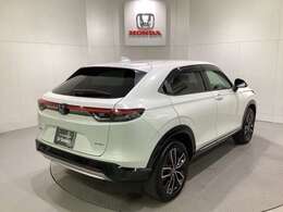 【Honda認定中古車 U-Select】　は3つの安心をお約束します。　1　Hondaのプロが整備した安心。 2　第三者機関がチェックした安心。　3　購入後もHondaが保証する安心。