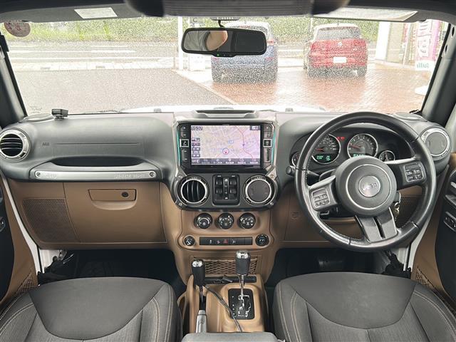 【インパネ全体】全方位で視界が広く、高い目線で運転もしやすいです！
