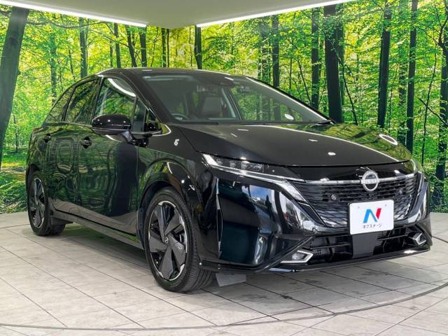 大好評のボディコーティング「弾スプラッシュコート」もご納車までに施工可能。通常のガラスコートと異なる、耐久年数6年の無機質ガラスコーティングが、ボディをキレイな状態に保ってくれます。