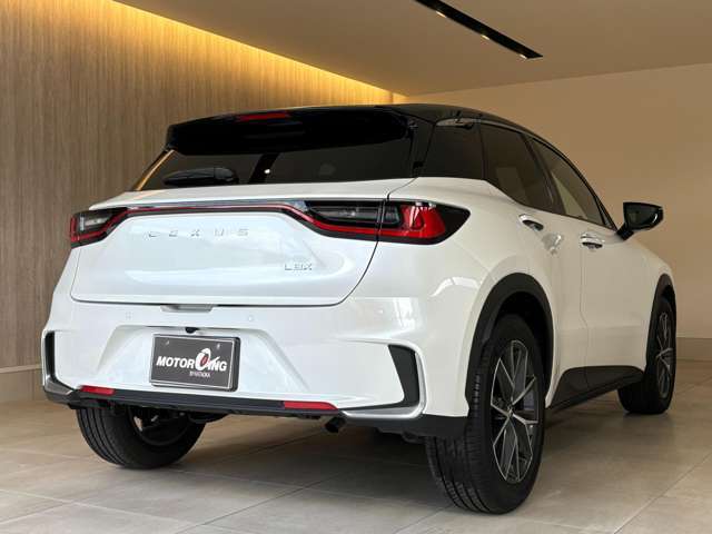 前後に、障害物センサーを搭載。バック駐車の際も安心。