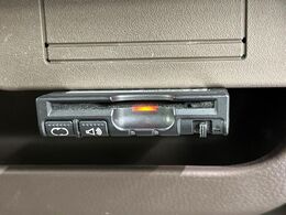 【ETC】高速道路の料金所をストレスなく通過！話題のスポットやサービスエリアに多い「スマートIC」利用時は必須のアイテムです。当店でセットアップを実施、ご納車当日からすぐにご利用いただけます！