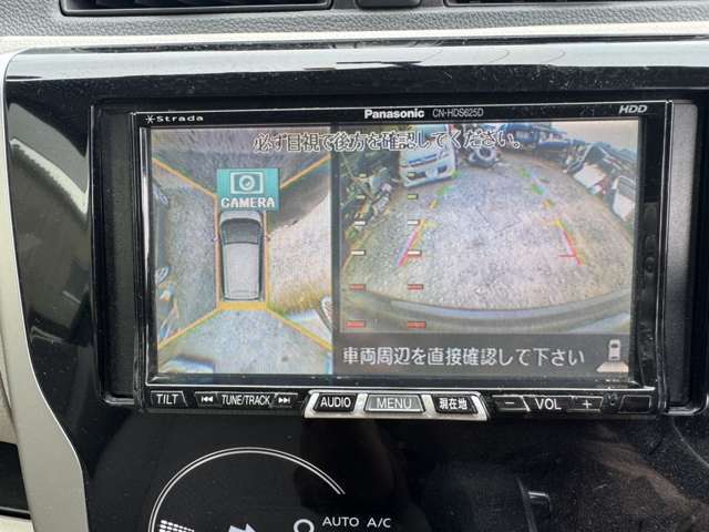 バックカメラ付です。