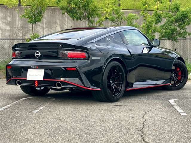 目立つ傷もなく綺麗な状態です。遠方のお客様にはライブ配信、写真、動画などお送りも出来ますのでお気軽にスタッフまでお問合せ下さい。