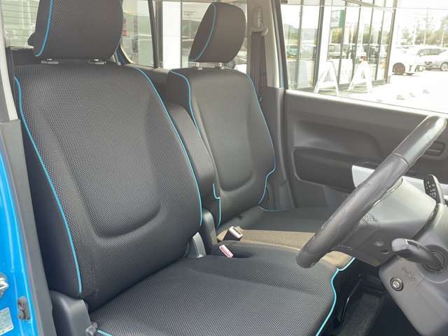 気になる車はすぐにお問い合わせください！右のカーセンサー専用無料ダイヤルから、専門スタッフがお車のご質問にお答えいたします！