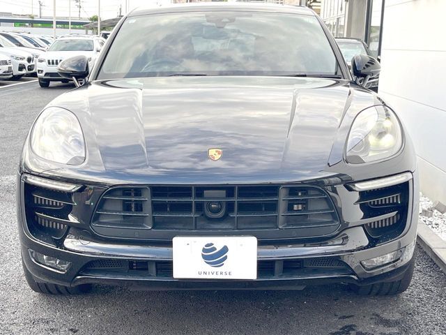 ●ご覧の通り綺麗な状態を維持しているお車ですが、小さなキズの状況や他の箇所のお写真もお送りできます。ご遠方の方でも安心してご検討いただける様、お客様のご希望に応じて出来る限りご対応させていただきます。