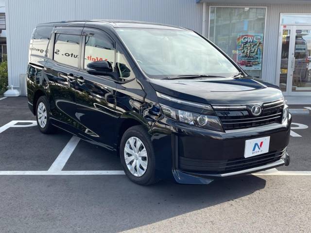 大好評のボディコーティング「弾スプラッシュコート」もご納車までに施工可能。通常のガラスコートと異なる、耐久年数6年の無機質ガラスコーティングが、ボディをキレイな状態に保ってくれます。