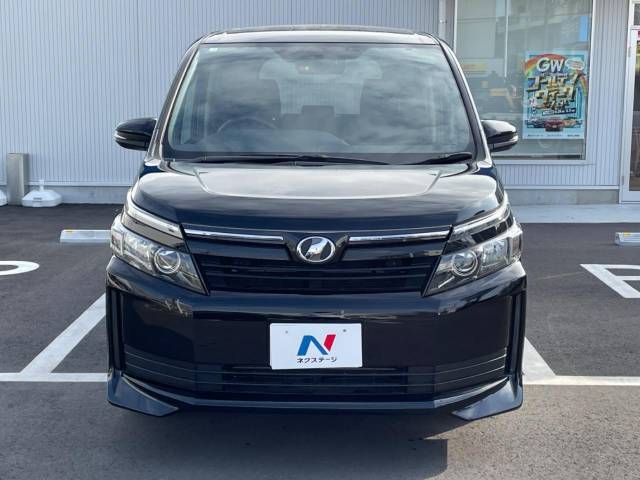 弊社では、全車『修復歴なし』のお車のみ取り扱っております。専任バイヤーによる厳選した仕入れの後、入庫後の車両チェックを行い、ネクステージが認定した高品質な中古車をご提供しております。