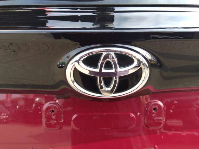禁煙車☆走行2万4千☆トヨタセーフティセンス☆クルーズコントロール☆コーナーソナー☆ディスプレイオーディオ☆BLUETOOTH☆パノラミックビューモニター☆ETCドライブレコーダー☆Wシートヒーター☆
