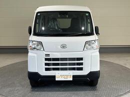 グループ年間販売台数は4，000台以上！！大量販売・大量仕入によって低価格での提供を実現しています！