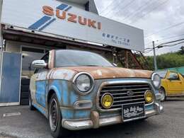 現車をご覧になれないお客様でも、安心してお車をご購入いただける環境を整えております。 色々な角度から撮影したたくさんの画像など豊富な資料送りいたしております。