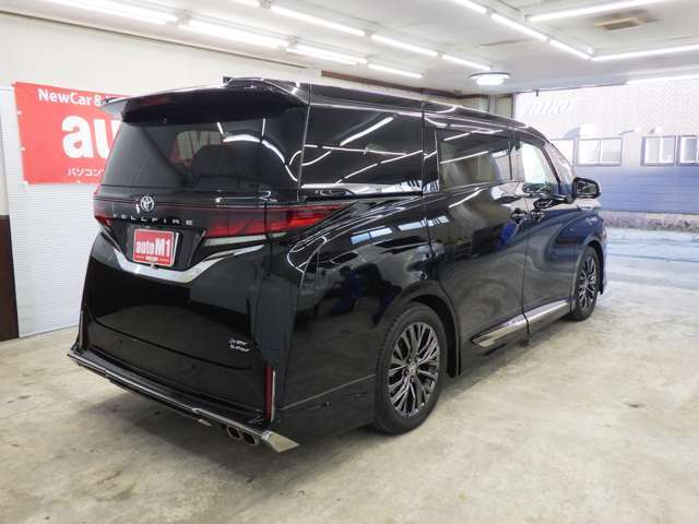 車内もキレイで嫌なニオイもありません。