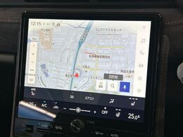 【メーカー純正ナビ】インテリアに溶け込むスタイリッシュな「専用設計」メーカーナビを装備♪視認性や操作性など基本性能にも優れ、より上質なカーライフをお楽しみいただけます。