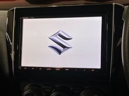 【純正ナビ】人気の純正ナビを装備。オーディオ機能も充実しており、Bluetooth接続すればお持ちのスマホやMP3プレイヤーの音楽を再生可能！毎日の運転がさらに楽しくなります！！