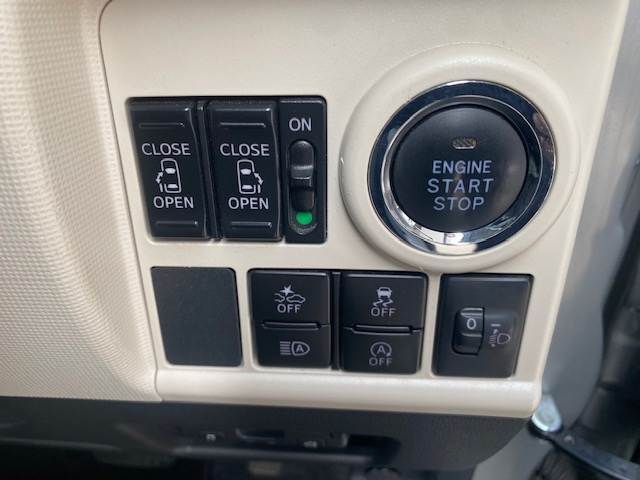 キッズルーム完備。ご家族でゆっくりおくつろぎ下さい！メンテナンス等でお待ちの際も店内でゆっくり過ごせます