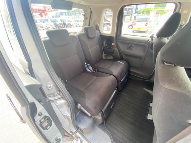 ケイカフェグループの在庫はなんと1500台以上！本格的なカフェを併設した新しいコンセプトのお店です。