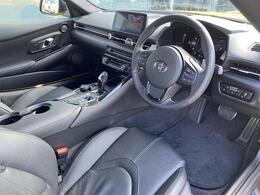 ご来店前にお問合せフォームから「来店予約」をお願い致します。予約ナシの当日のご来店については恐れ入りますがお電話で在庫確認をお願い致します。展示場とは別のバックヤードに保管している場合がある為です。