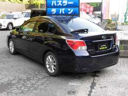 こちらのG4はオークション評価5点中4点評価がついている状態の良い車両になります＾＾定休日無しで営業しておりますので、お気軽にお立ち寄り下さい＾＾予約を頂ければよりスムーズに対応が可能です＾＾