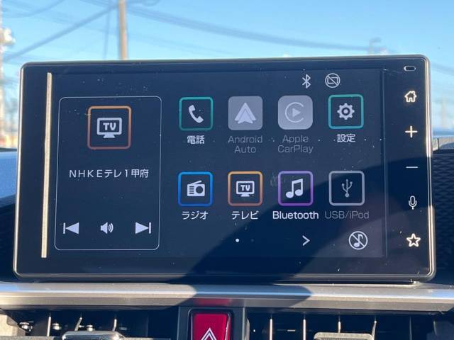 【9インチ　ディスプレイオーディオ大画面ディスプレイへお持ちのスマートフォンと連携して、ナビやbluetoothでの音楽再生が可能です♪デザインはもちろん操作性も良好！別途ナビ機能の取付可能です♪