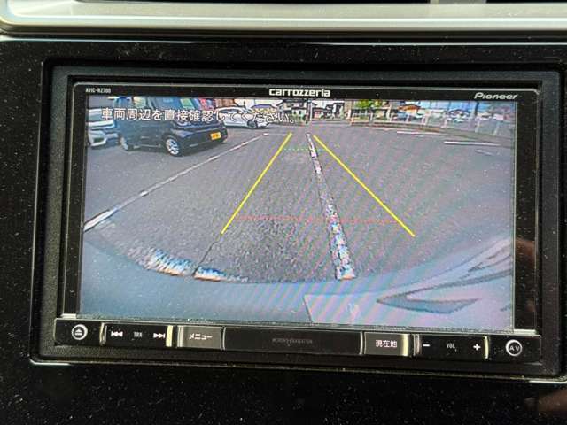 バックカメラ映像