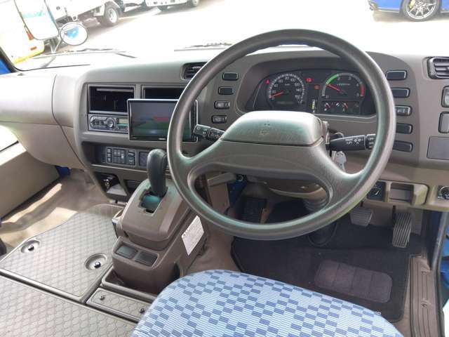 運転席周り