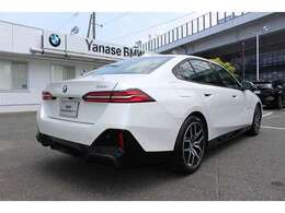 ご購入後の保証【1年または2年】は全国のBMW正規ディーラーにてご対応できます。遠方の方や県外へお引越しされた場合でも安心してご利用いただけます。